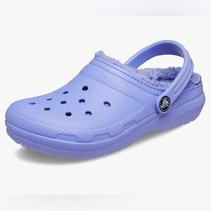 Crocs Purple Fleece lined
Size J 1